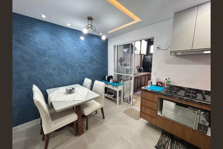 Casa de condomínio à venda com 97m², 2 quartos e 1 vaga Casa de condomínio à venda com 97m², 2 quartos e 1 vagaCozinha