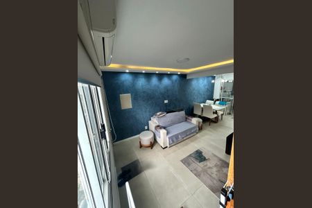 Sala de casa de condomínio à venda com 2 quartos, 97m² em Humaitá, Porto Alegre