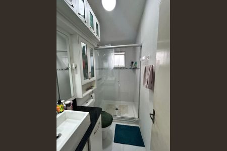Casa de condomínio à venda com 97m², 2 quartos e 1 vaga Casa de condomínio à venda com 97m², 2 quartos e 1 vagaBanheiro