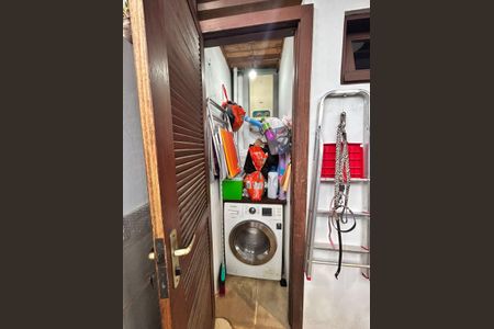 Casa de condomínio à venda com 97m², 2 quartos e 1 vaga Casa de condomínio à venda com 97m², 2 quartos e 1 vagaÁrea de Serviço