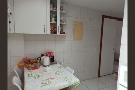 Apartamento à venda com 3 quartos, 115m² em Itaipu, Niterói