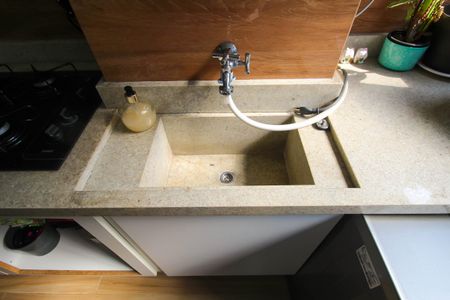 Apartamento à venda com 45m², 2 quartos e 1 vagaÁrea de Serviço