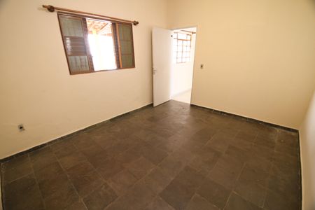 Casa à venda com 160m², 3 quartos e 6 vagasQuarto 1