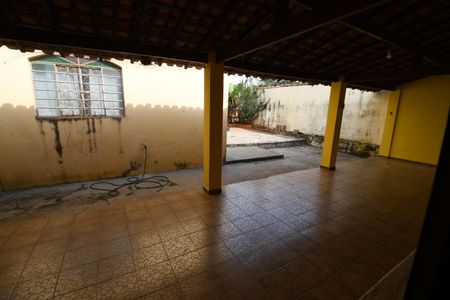 Quarto 1 - Vista de casa à venda com 3 quartos, 160m² em Vila Santa Isabel, Campinas