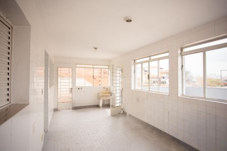 Casa à venda com 950m², 3 quartos e 1 vaga Casa à venda com 950m², 3 quartos e 1 vagaÁrea de Serviço