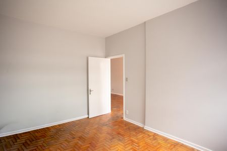 Casa à venda com 950m², 3 quartos e 1 vaga Casa à venda com 950m², 3 quartos e 1 vagaQuarto 1