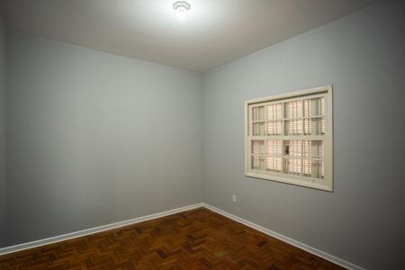 Casa à venda com 950m², 3 quartos e 1 vaga Casa à venda com 950m², 3 quartos e 1 vagaQuarto 2