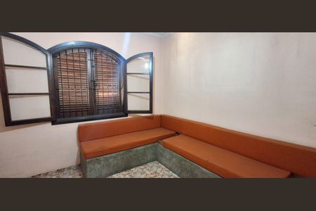 Casa à venda com 450m², 5 quartos e 4 vagasQuarto