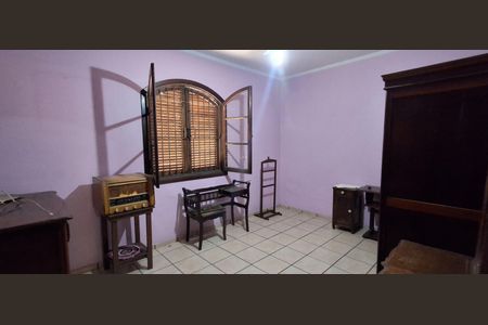 Casa à venda com 450m², 5 quartos e 4 vagasSuíte 3