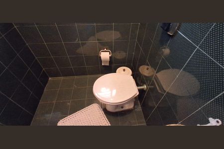 Casa à venda com 450m², 5 quartos e 4 vagasBanheiro Social