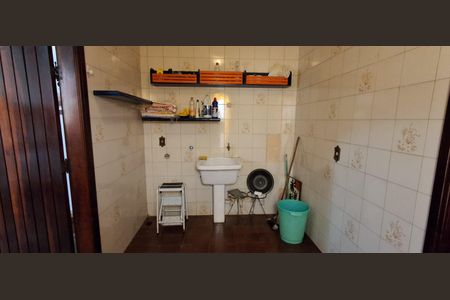 Casa à venda com 450m², 5 quartos e 4 vagasÁrea de Serviço