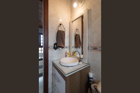 Casa à venda com 198m², 4 quartos e 2 vagasBanheiro Social