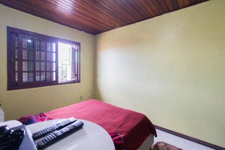 Casa à venda com 198m², 4 quartos e 2 vagasSuíte