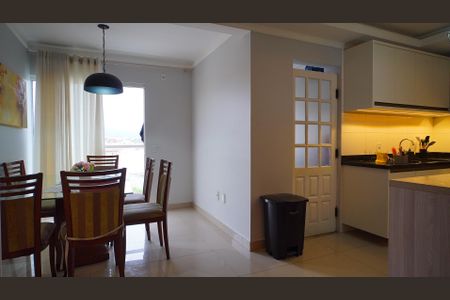 Apartamento para alugar com 120m², 3 quartos e 2 vagasSala