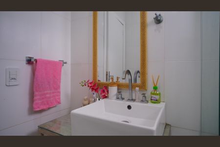 Apartamento para alugar com 120m², 3 quartos e 2 vagasBanheiro