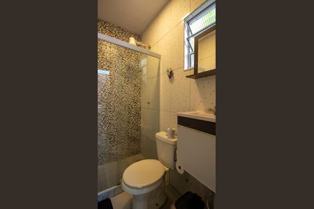 Casa à venda com 180m², 3 quartos e 1 vagaBanheiro Social