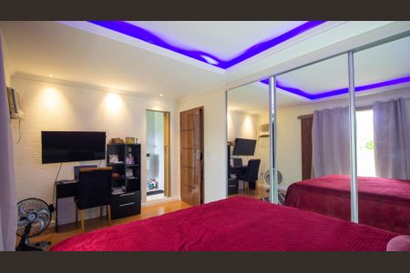 Casa à venda com 180m², 3 quartos e 1 vagaSuíte