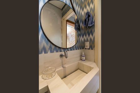 Casa de condomínio à venda com 242m², 3 quartos e 2 vagas Casa de condomínio à venda com 242m², 3 quartos e 2 vagasLavabo