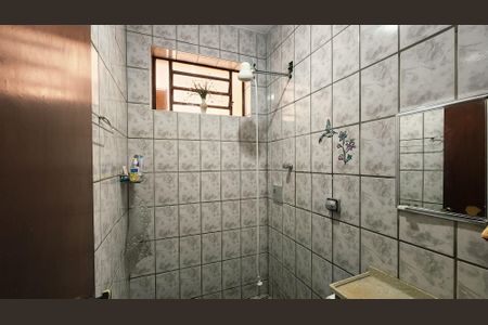 Casa à venda com 145m², 2 quartos e 2 vagas Casa à venda com 145m², 2 quartos e 2 vagasBanheiro da Suíte