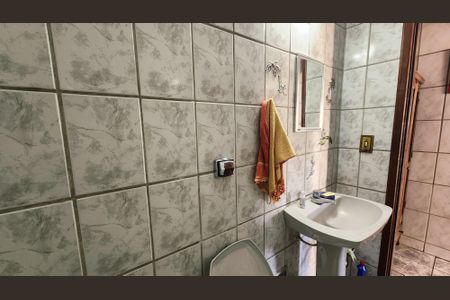 Casa à venda com 145m², 2 quartos e 2 vagas Casa à venda com 145m², 2 quartos e 2 vagasBanheiro