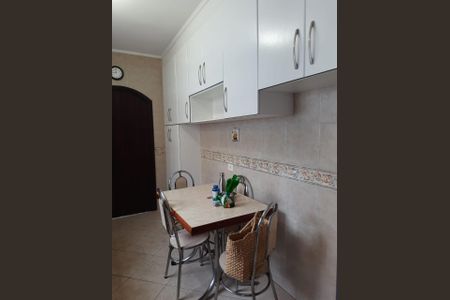 Casa à venda com 190m², 4 quartos e 2 vagas Casa à venda com 190m², 4 quartos e 2 vagasFoto 17