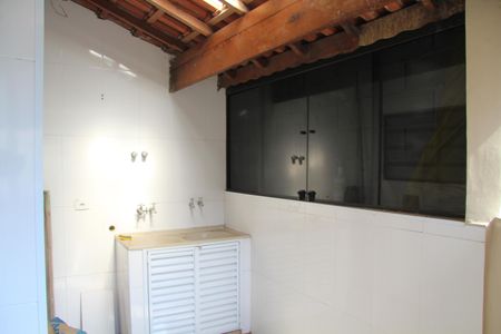 Casa à venda com 109m², 3 quartos e 2 vagasÁrea de Serviço