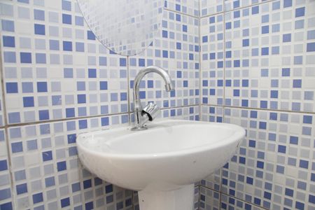 Casa à venda com 109m², 3 quartos e 2 vagasBanheiro Social