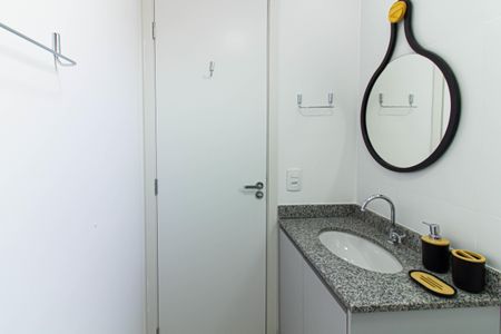 Apartamento para alugar com 50m², 2 quartos e 1 vaga Apartamento para alugar com 50m², 2 quartos e 1 vagaBanheiro da Suíte