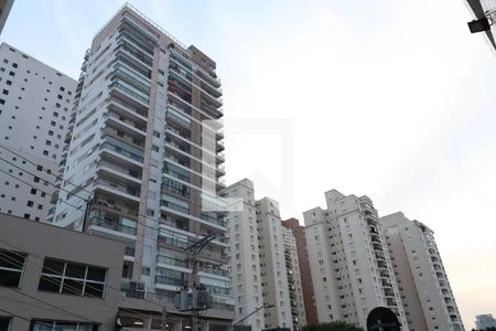Apartamento para alugar com 50m², 2 quartos e 1 vaga Apartamento para alugar com 50m², 2 quartos e 1 vagaFachada