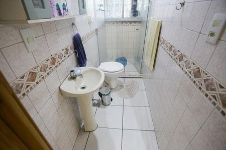 Casa de condomínio para alugar com 300m², 3 quartos e 2 vagasBanheiro da Suíte 1