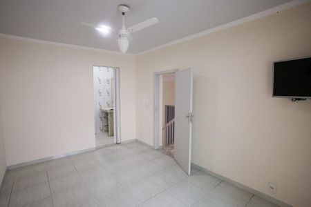 Casa de condomínio para alugar com 300m², 3 quartos e 2 vagasQuarto Suíte 2