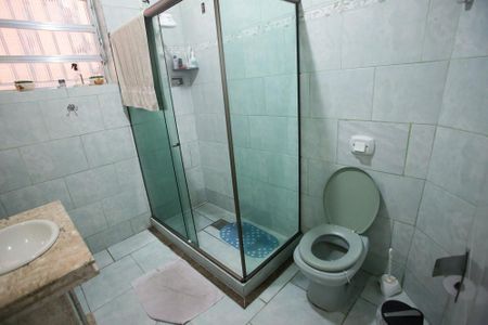 Casa de condomínio para alugar com 300m², 3 quartos e 2 vagasBanheiro Social