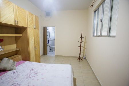 Casa de condomínio para alugar com 300m², 3 quartos e 2 vagasQuarto Suíte 1