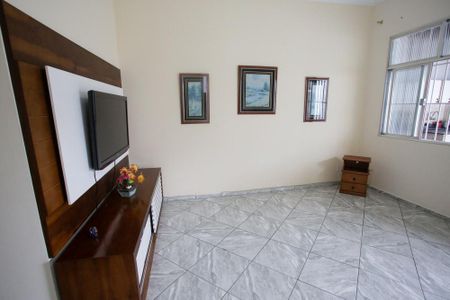 Sala de casa de condomínio para alugar com 3 quartos, 300m² em Taquara, Rio de Janeiro