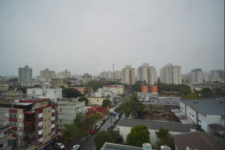 Sala - Vista de apartamento para alugar com 3 quartos, 200m² em Passo D’areia, Porto Alegre