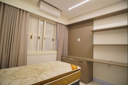 Apartamento para alugar com 200m², 3 quartos e 3 vagas Apartamento para alugar com 200m², 3 quartos e 3 vagasSuite 3