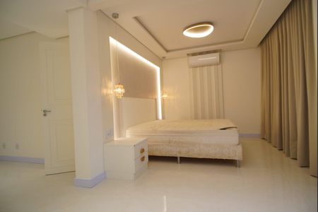 Apartamento para alugar com 200m², 3 quartos e 3 vagas Apartamento para alugar com 200m², 3 quartos e 3 vagasSuite 1