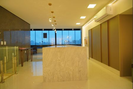 Apartamento para alugar com 200m², 3 quartos e 3 vagas Apartamento para alugar com 200m², 3 quartos e 3 vagasCozinha