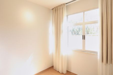 Apartamento para alugar com 110m², 3 quartos e 1 vagaQuarto 2