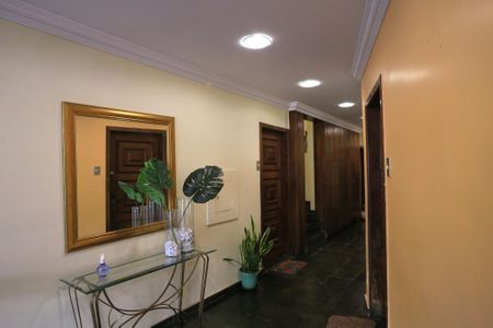 Apartamento para alugar com 110m², 3 quartos e 1 vagaHall