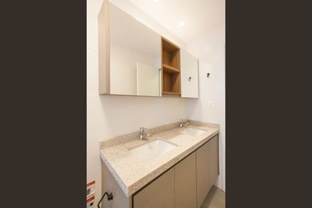 Apartamento para alugar com 105m², 3 quartos e 2 vagasBanheiro da Suíte