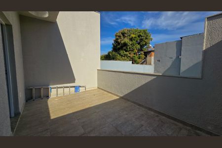 Casa à venda com 217m², 4 quartos e 3 vagas Casa à venda com 217m², 4 quartos e 3 vagasCobertura