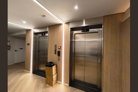 Studio à venda com 26m², 1 quarto e sem vaga Studio à venda com 26m², 1 quarto e sem vagaElevadores