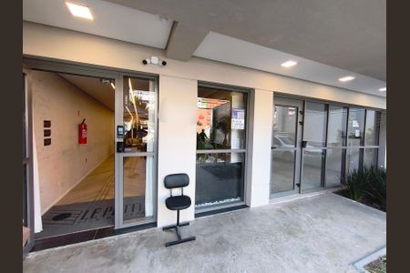 Studio à venda com 26m², 1 quarto e sem vaga Studio à venda com 26m², 1 quarto e sem vagaFachada + Plaquinha