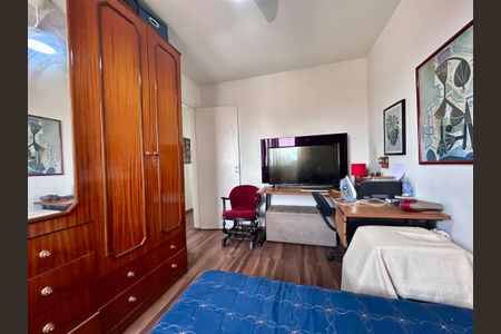 Apartamento à venda com 70m², 3 quartos e 1 vagaQuarto 1