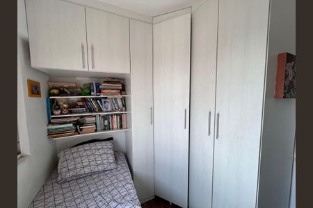 Apartamento à venda com 70m², 3 quartos e 1 vagaQuarto 2
