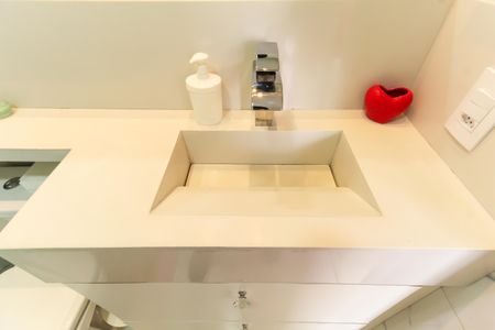 Apartamento à venda com 34m², 2 quartos e sem vagaBanheiro