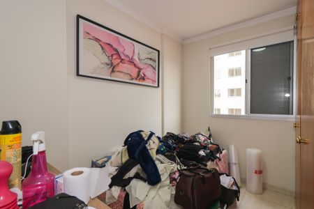 Quarto 1 de apartamento para alugar com 3 quartos, 55m² em Conjunto Promorar Raposo Tavares, São Paulo