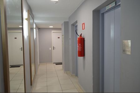 Elevadores de apartamento à venda com 2 quartos, 52m² em Liberdade, São Paulo