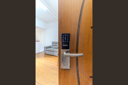 Apartamento para alugar com 42m², 1 quarto e sem vaga Apartamento para alugar com 42m², 1 quarto e sem vagaFechadura Eletrônica